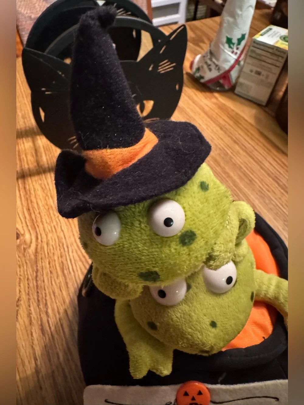 Halloween decoration two plush toads black cauldron musical hallmark